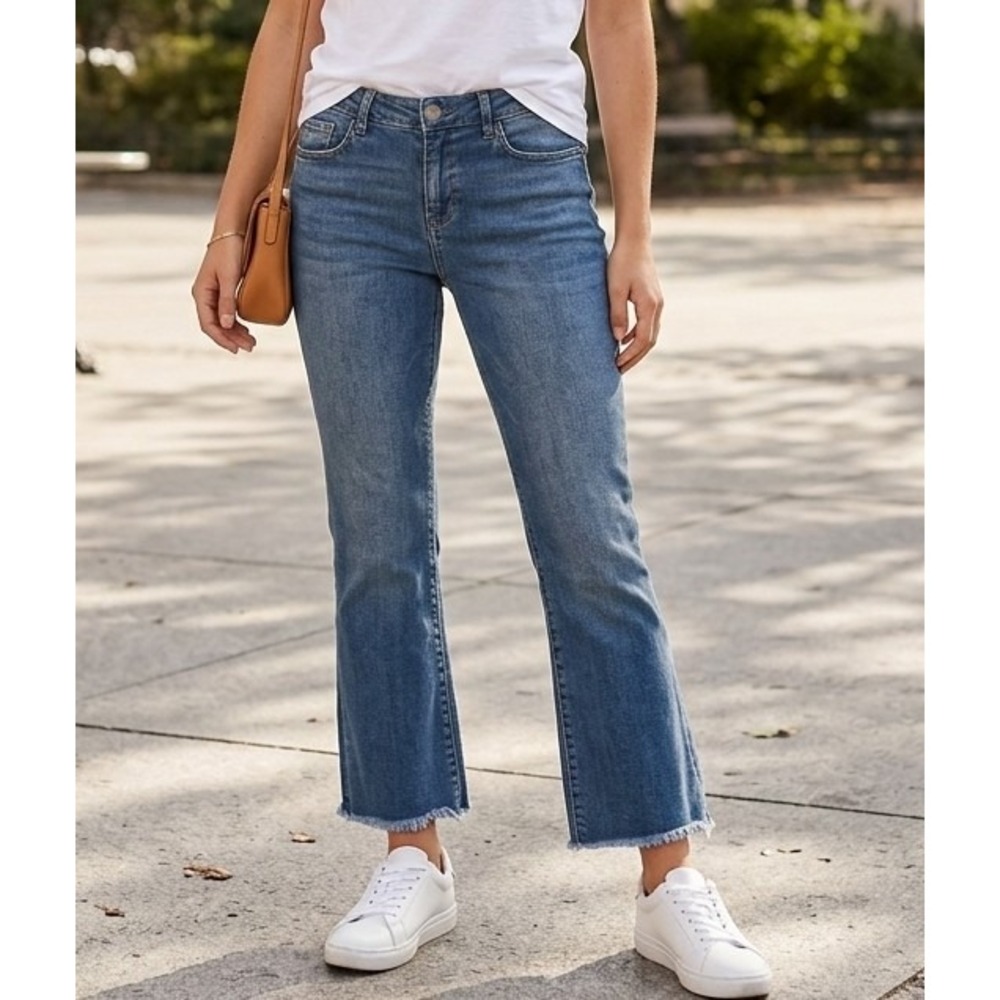 Free People 29 Slim Fit Raw Hem Cropped Flare Jeans